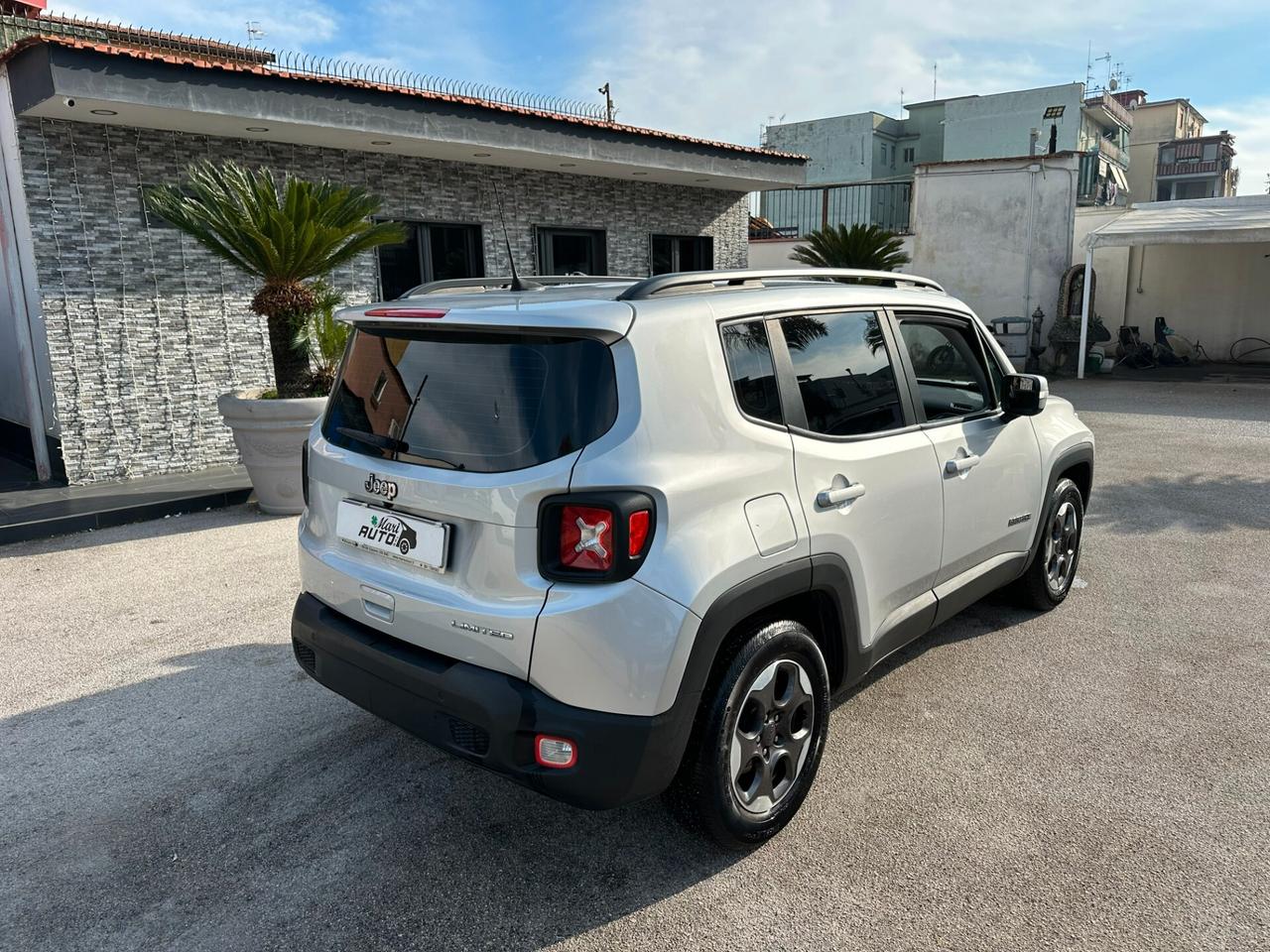 Jeep Renegade 1.6 Mjt DDCT 120 CV Business