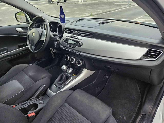 ALFA ROMEO Giulietta 1.6 JTDm-2 105 CV Distinctive