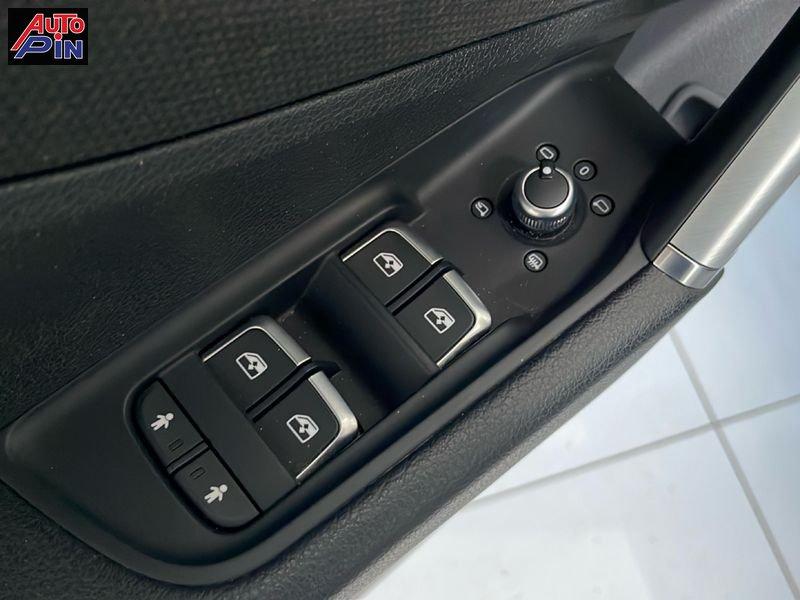 Audi Q2 Q2 35 TDI S tronic S line Edition *Cerchi 19*