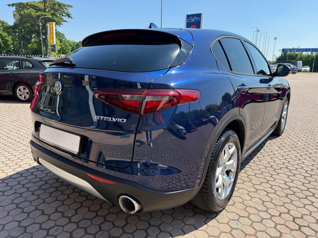 Alfa Romeo Stelvio 2.2 Turbodiesel 190 CV AT8 Q4 Business