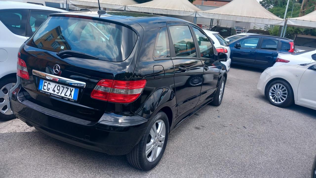 Mercedes-benz B 180 CDI Premium