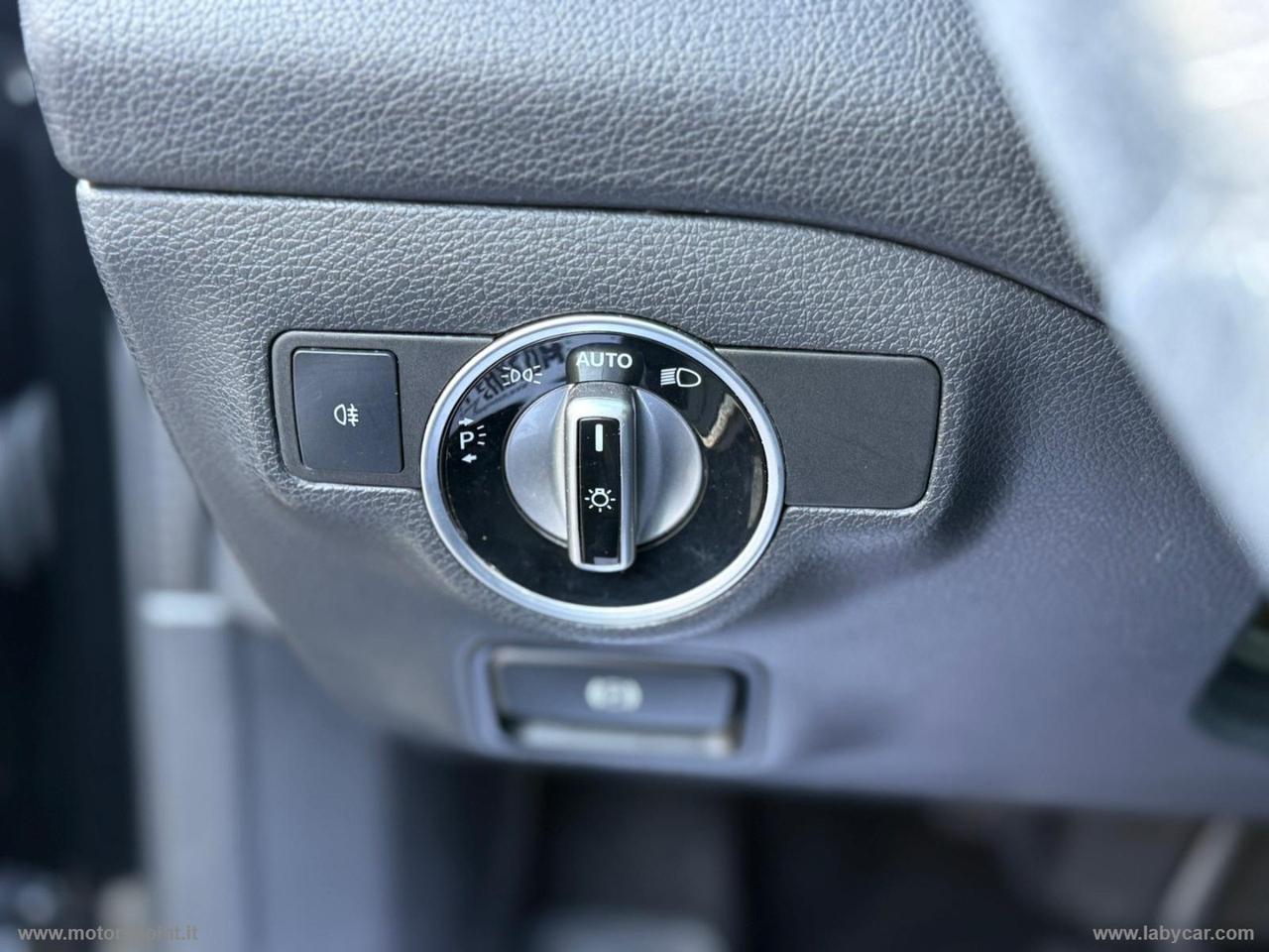 MERCEDES-BENZ GLA 200 CDI Automatic Premium