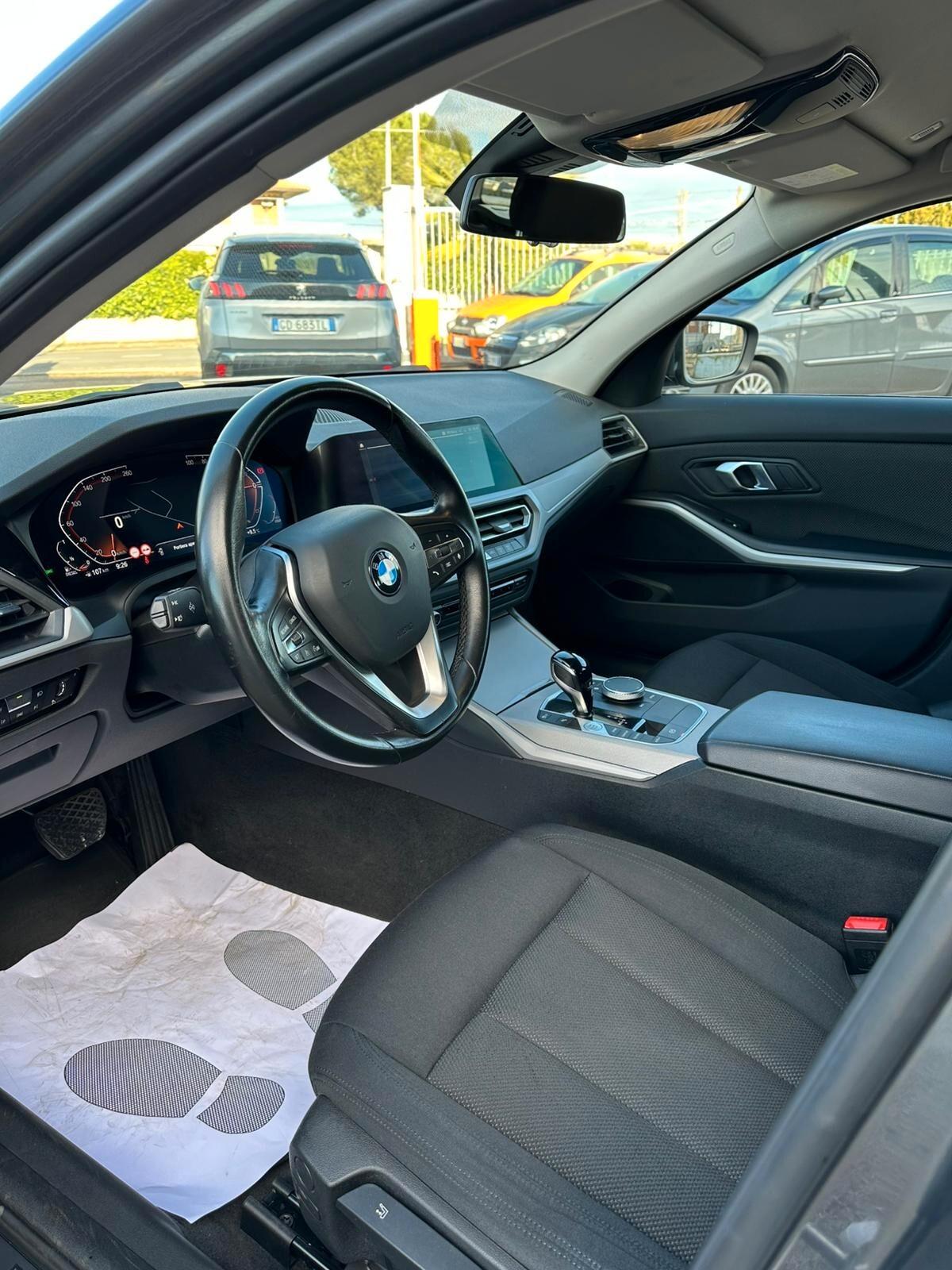 Bmw 318d 48V Touring Sport