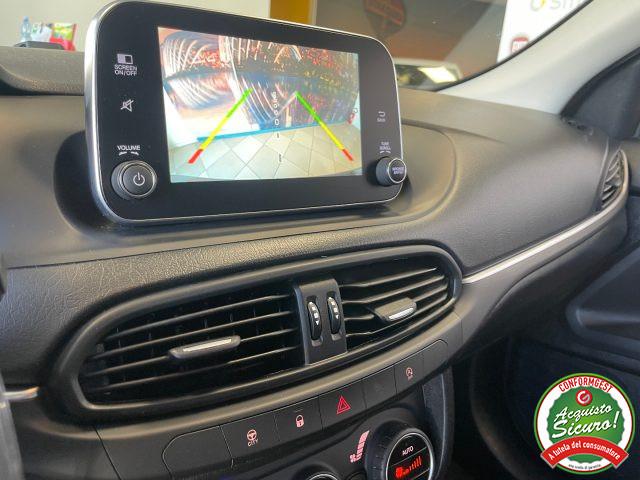 FIAT Tipo 1.6 Mjt 120cv hatchback *NAVI*CAMERA