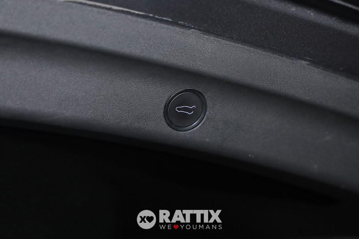 Tesla Model Y Single Motor rwd + tetto panoramico