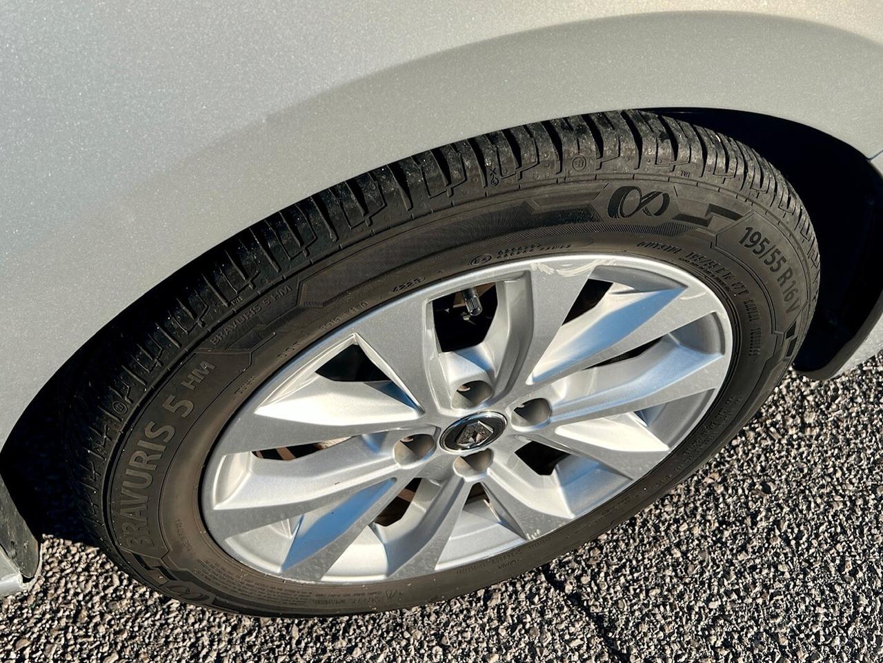 Renault Clio Full Hybrid E-Tech 140 Zen 2021