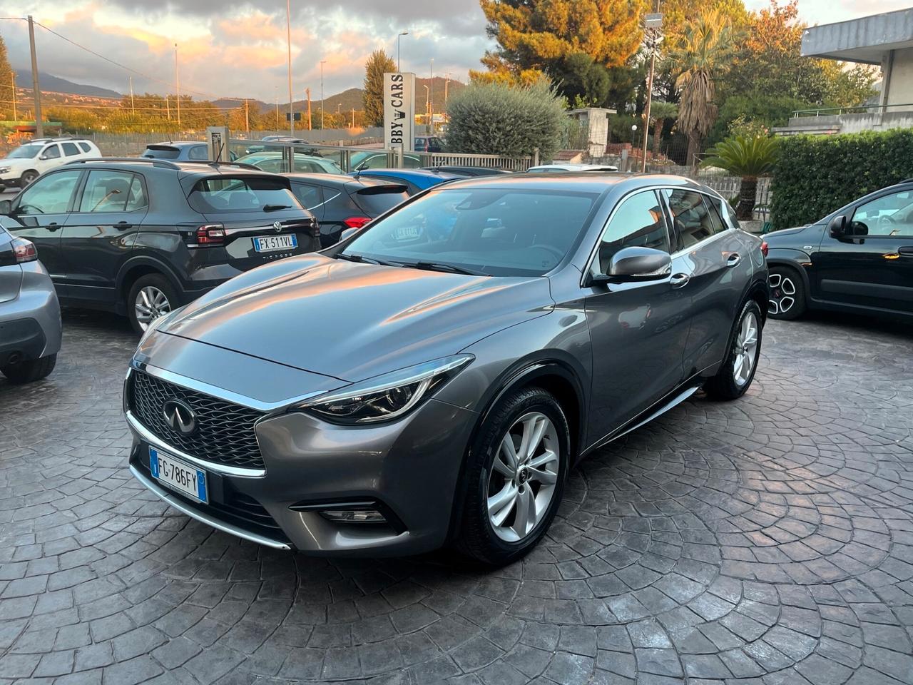 Infiniti Q30 1.5 diesel DCT Premium