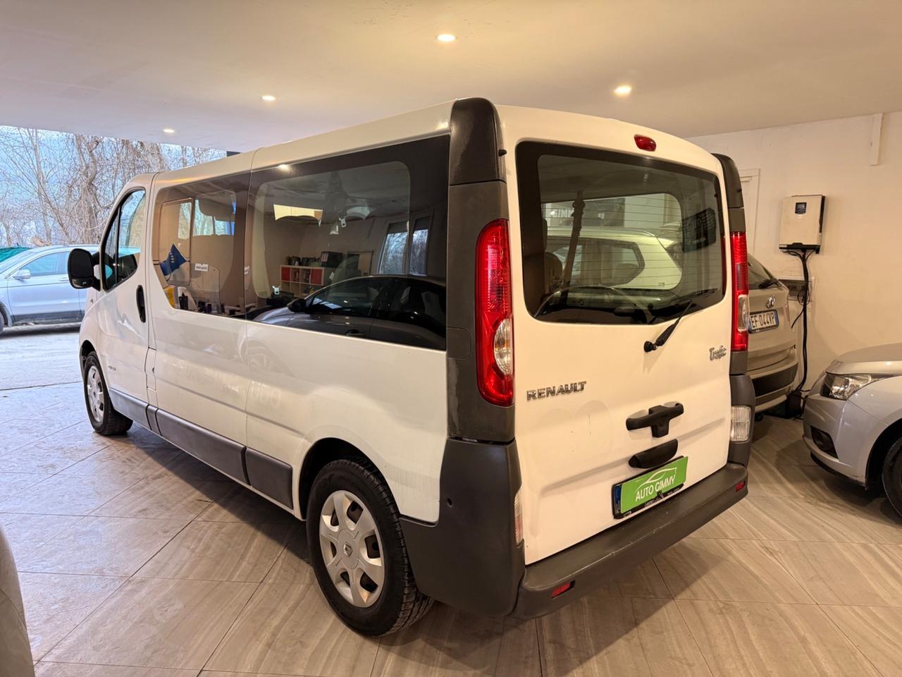 Renault Trafic 2.5 Diesel 9 posti