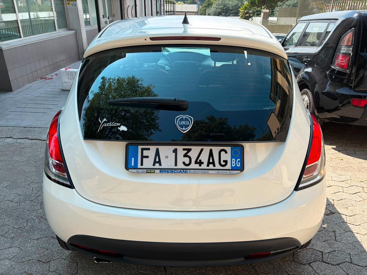 Lancia Ypsilon 1.2 69 CV 5 porte Elefantino*EURO6*NEOPATENTATI
