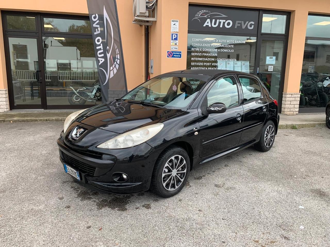 Peugeot 206 Plus 1.1 benz/gpl Neopatentati