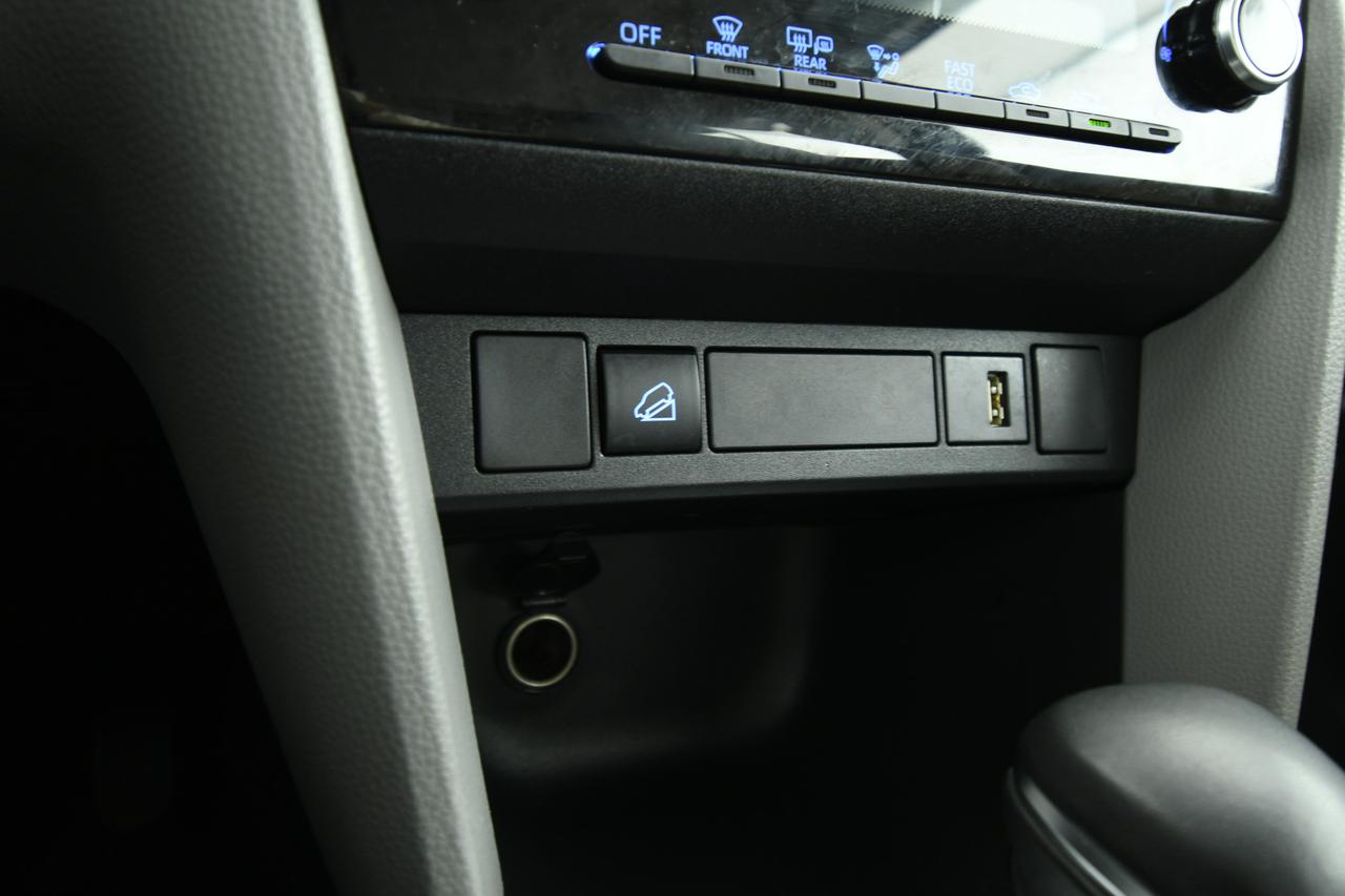 TOYOTA Yaris Cross 1.5h Business fwd 116cv e-cvt CAMERA+ACC+APP CONNECT