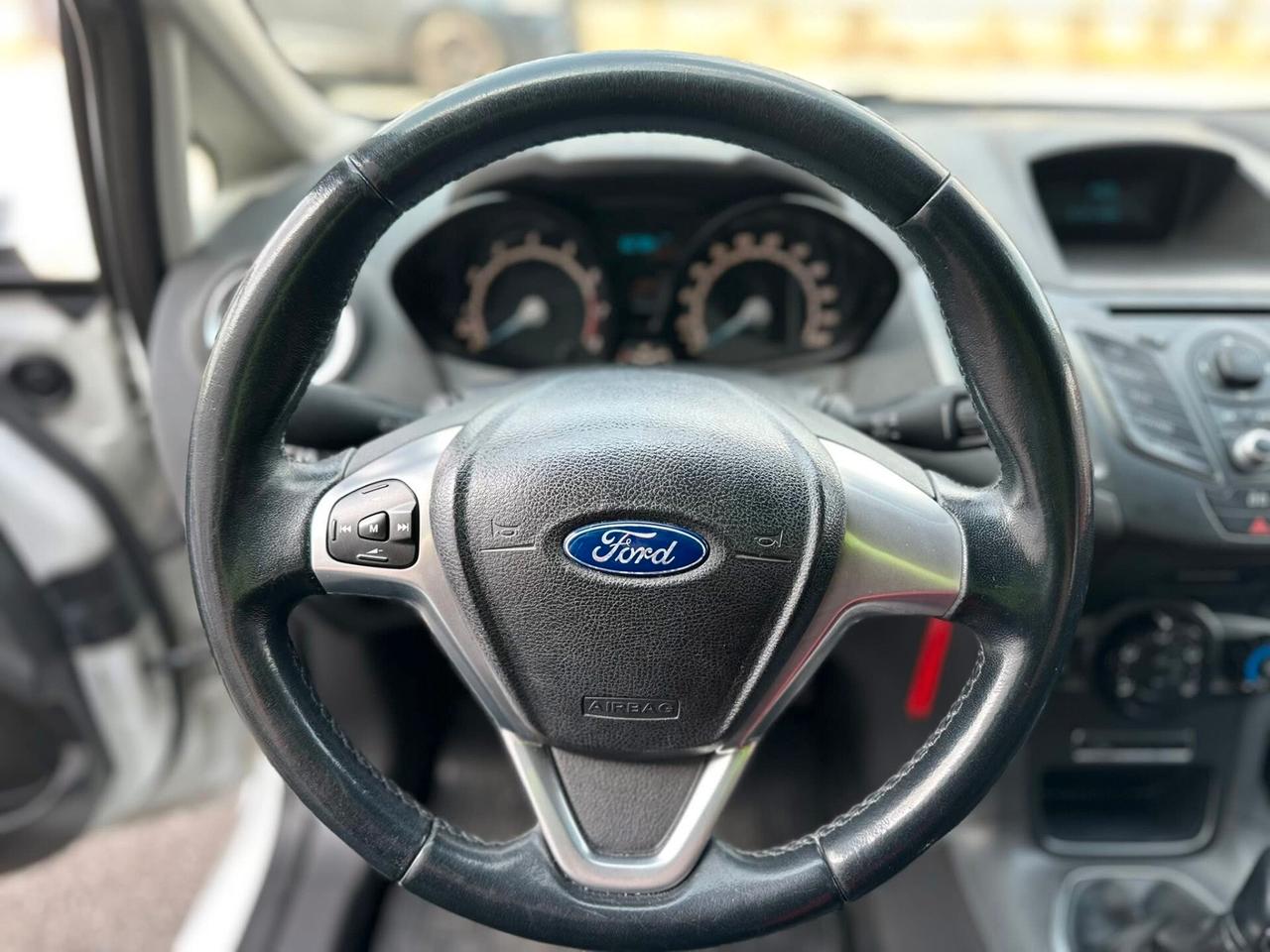 Ford Fiesta 1.0 80CV 5 porte Titanium NEOPATENTATI