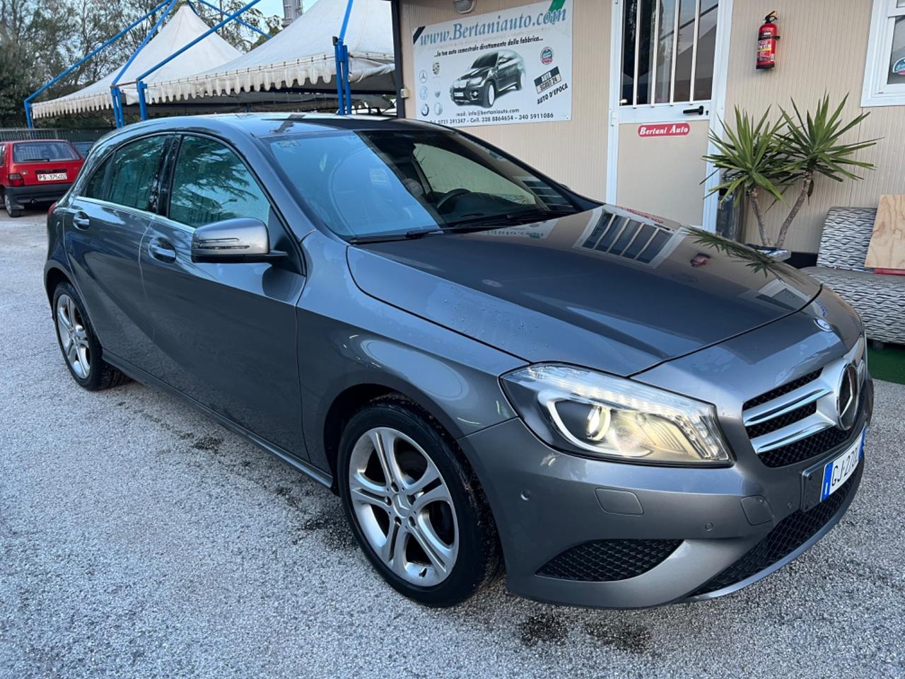 Mercedes-benz A 180cdi BlueEFFICIENCY Sport - xeno LED- Sedili Sport - scarichi - retrocamera - park assist - Navi - BT