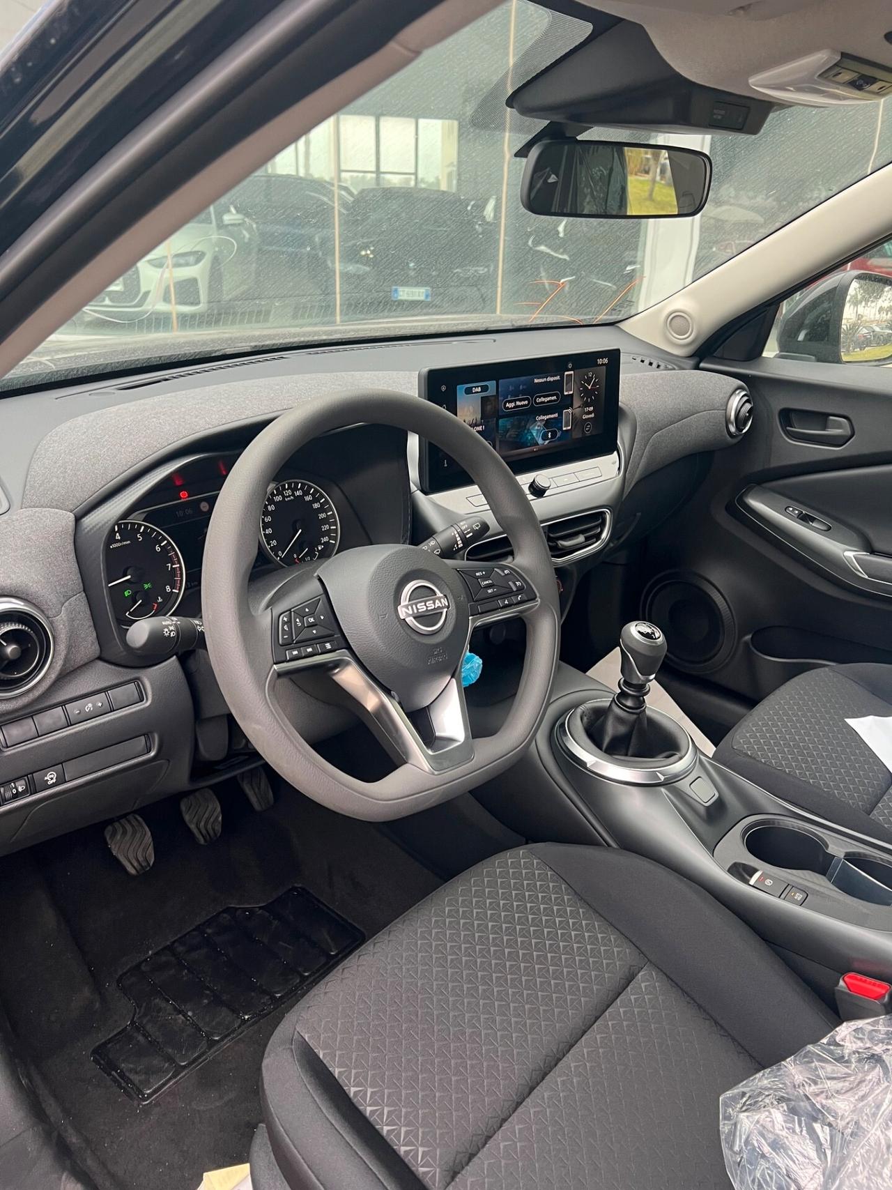 Nissan Juke 1.0 DIG-T 114 CV Acenta