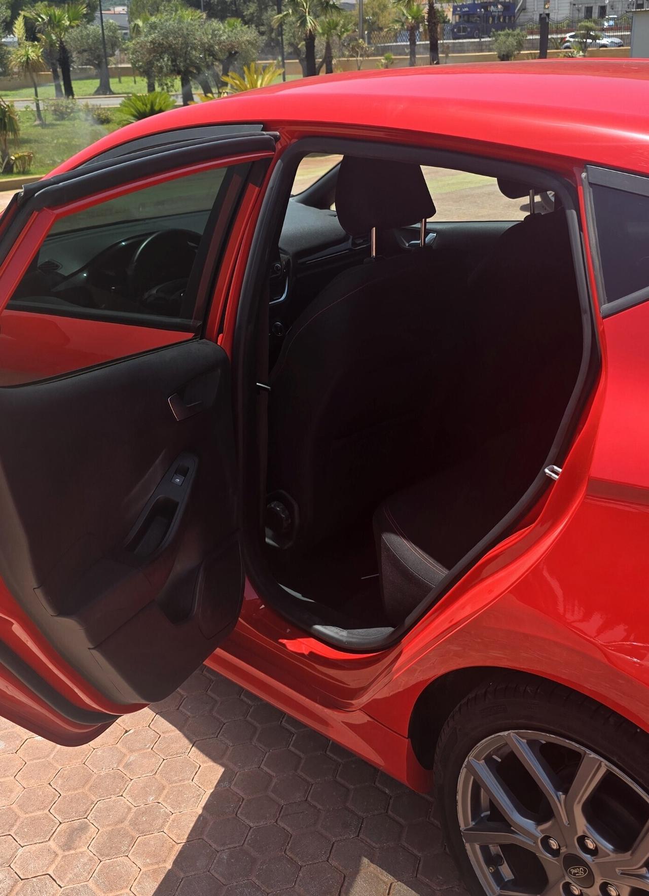 Ford Fiesta 1.0 EcoBoost Hybrid 125 CV (92 kW) ST-Line – Sportiva ed Efficiente