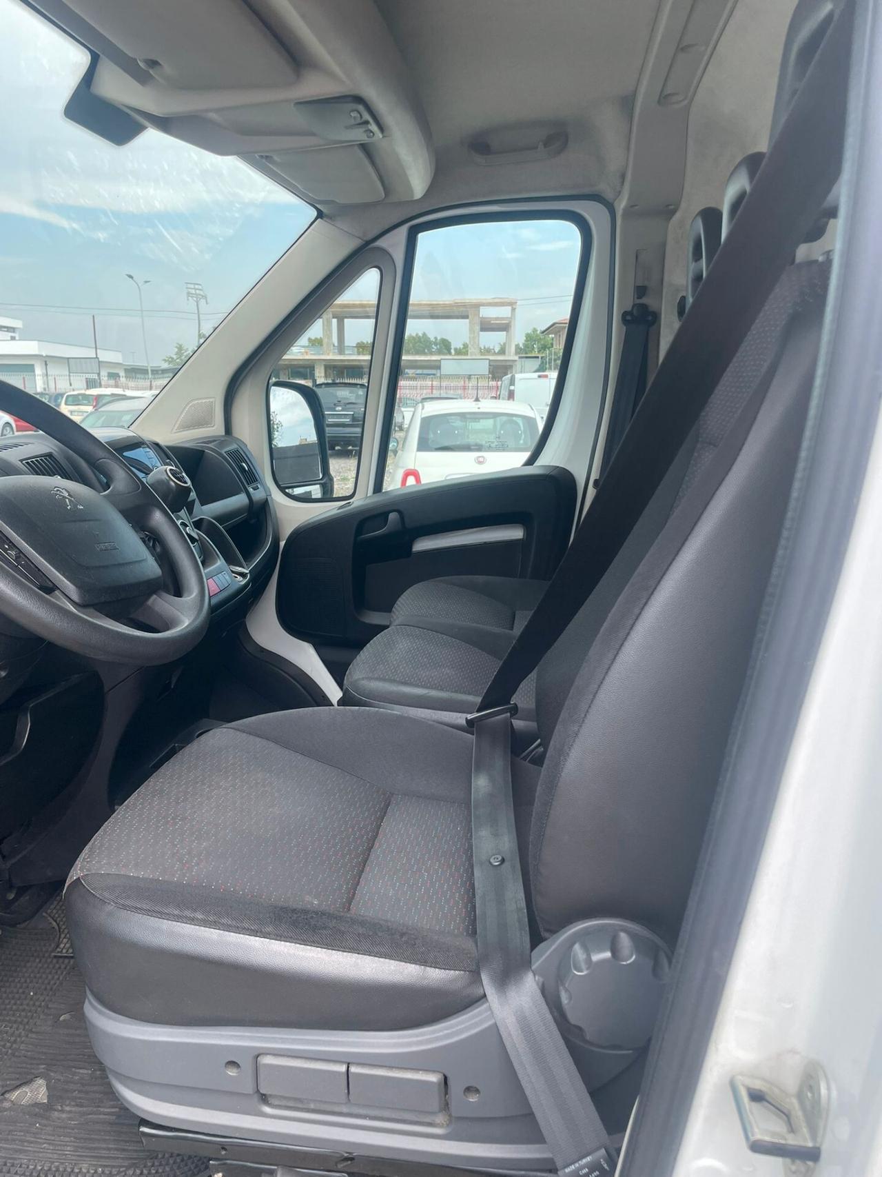 Peugeot Boxer 330 2.2 BlueHDi 140 S&S PM-TN Furgone