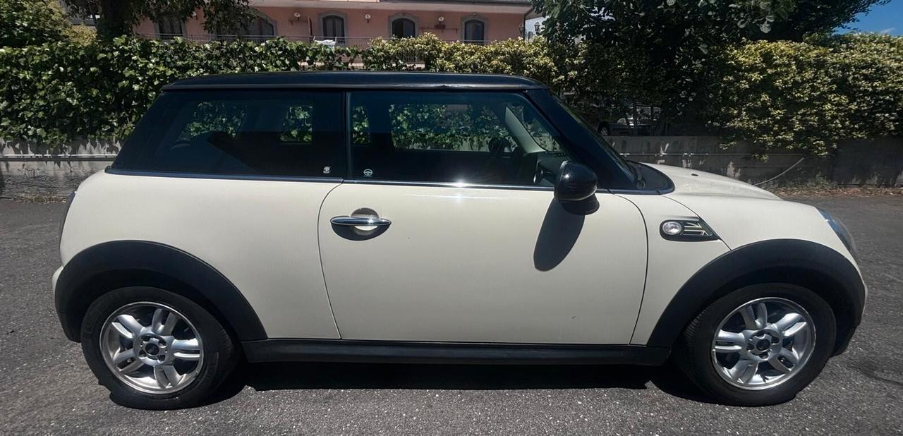 Mini Mini 1.6 16V One D