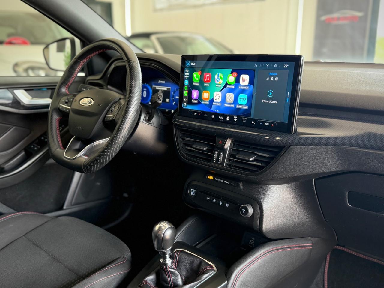 Ford Focus 1.0 EcoBoost Hybrid 125 CV ST Line X