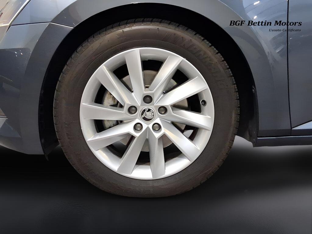 Skoda Superb Wagon 2.0 tdi Executive 150cv dsg my17