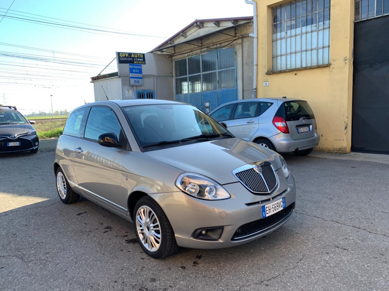 Lancia Ypsilon 1.2 Gpl 51kw(69cv) Neopatentati Ok