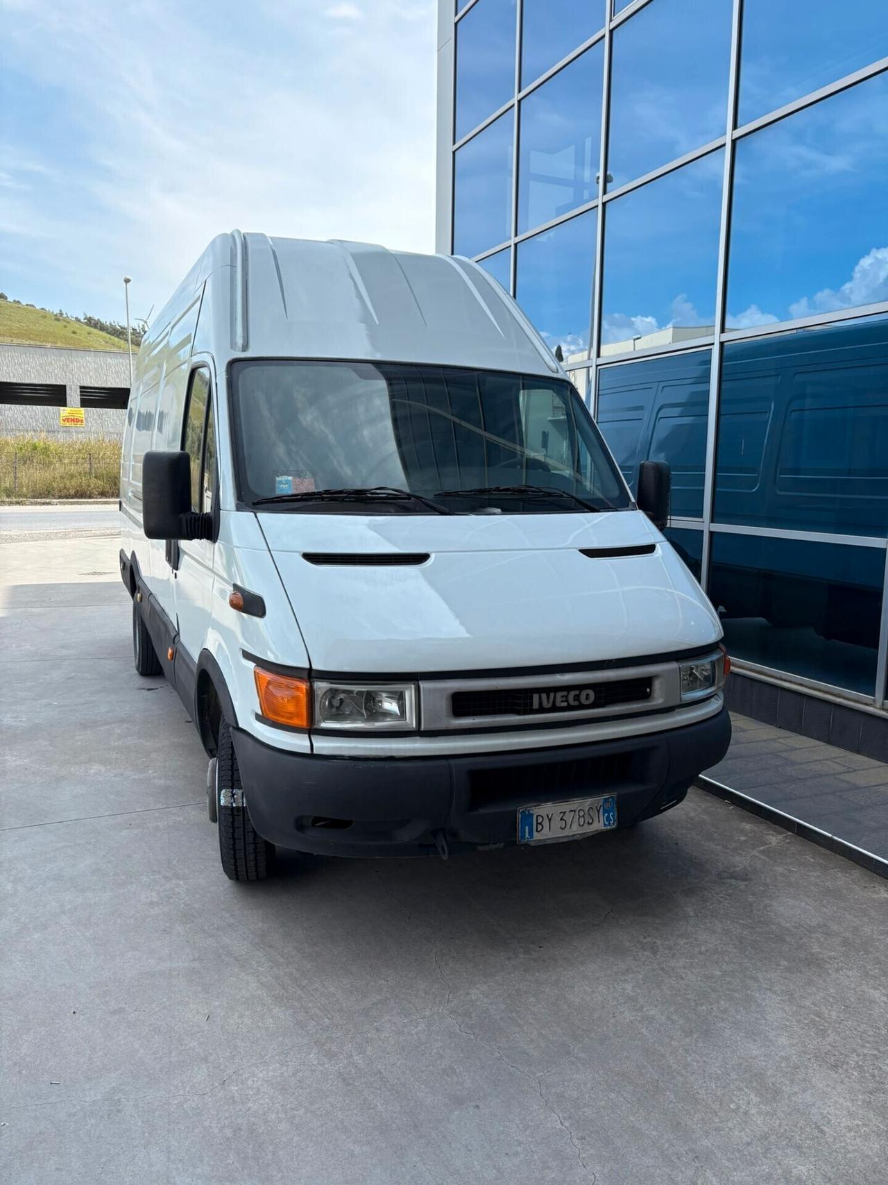 IVECO DAILY 35C13V 2.8 TDI FURGONE H2 PASSO 3950