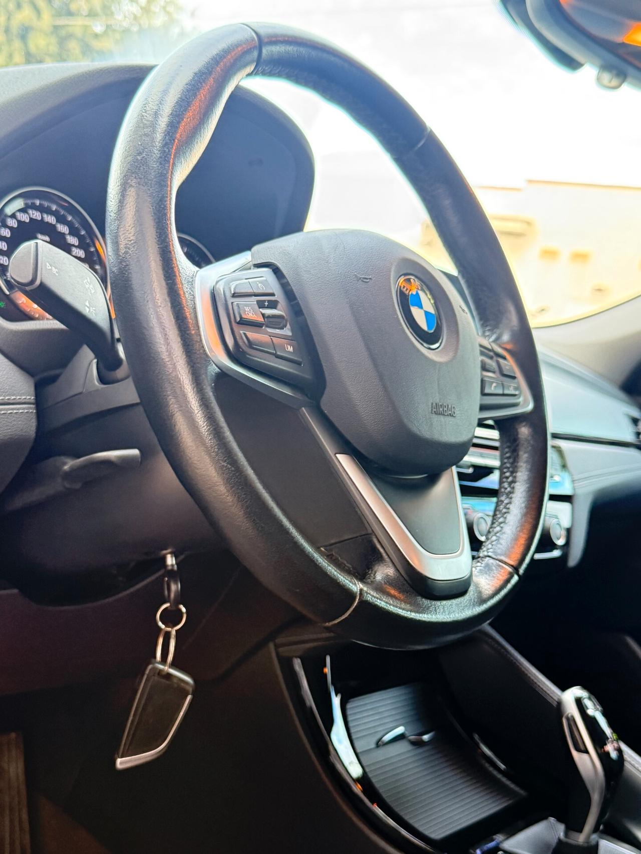 Bmw X2 sdrive18d auto NAVI,ANDROID AUTO,BLUETOOTH,SENSORI DI PARCHEGGIO,BLOCK SHAFT,FULL LED,PORTELLONE AUT
