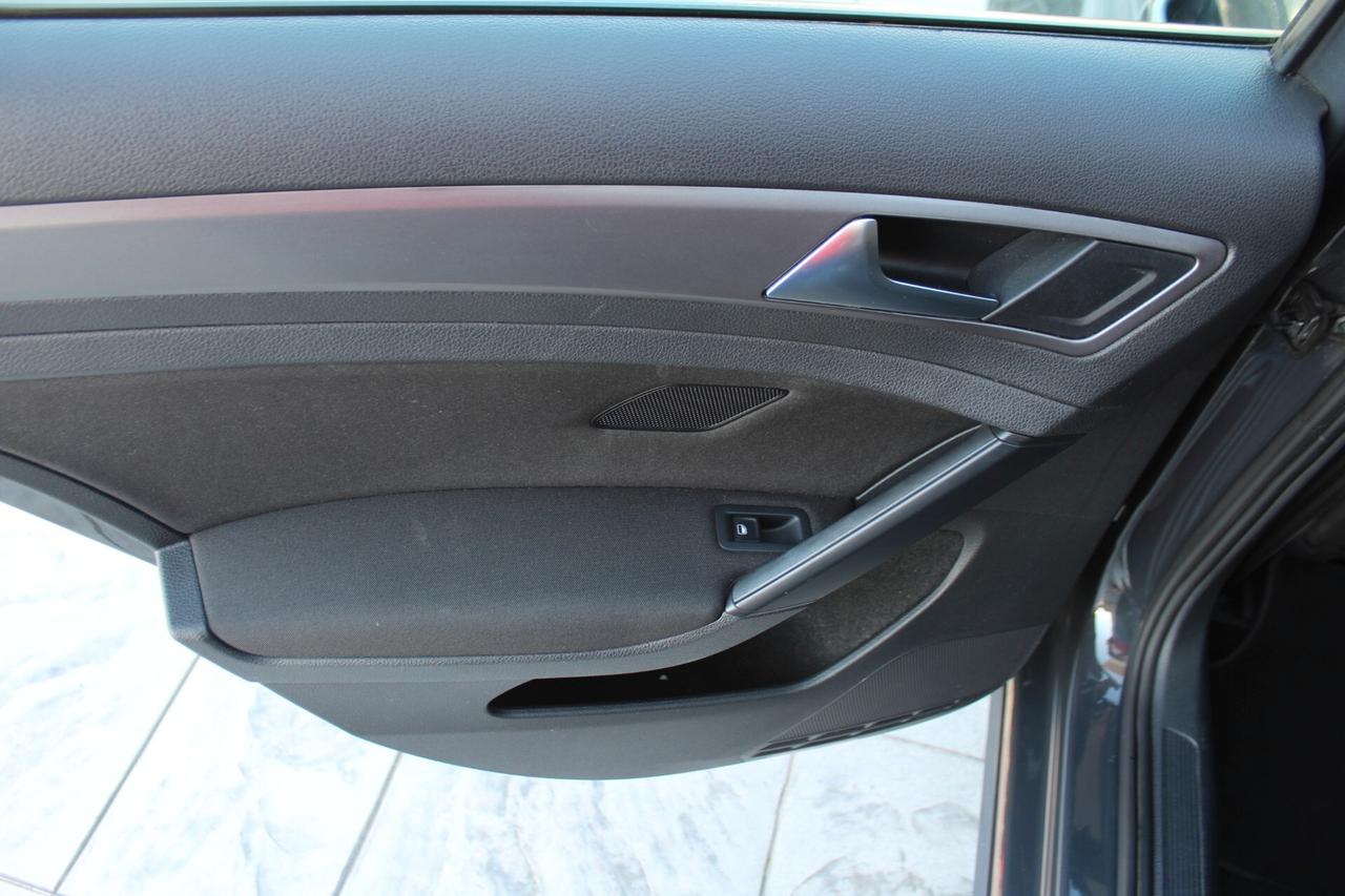 Volkswagen Golf 1.6 TDI 5p. Comfortline BlueMotion Technology