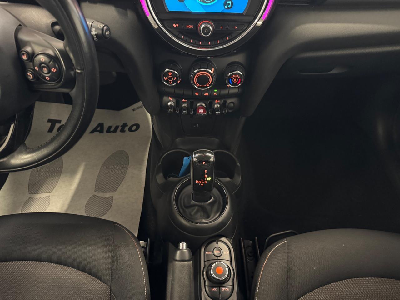 MINI 1.5 COOPER AUT. BUSINESS 5p. - MY20