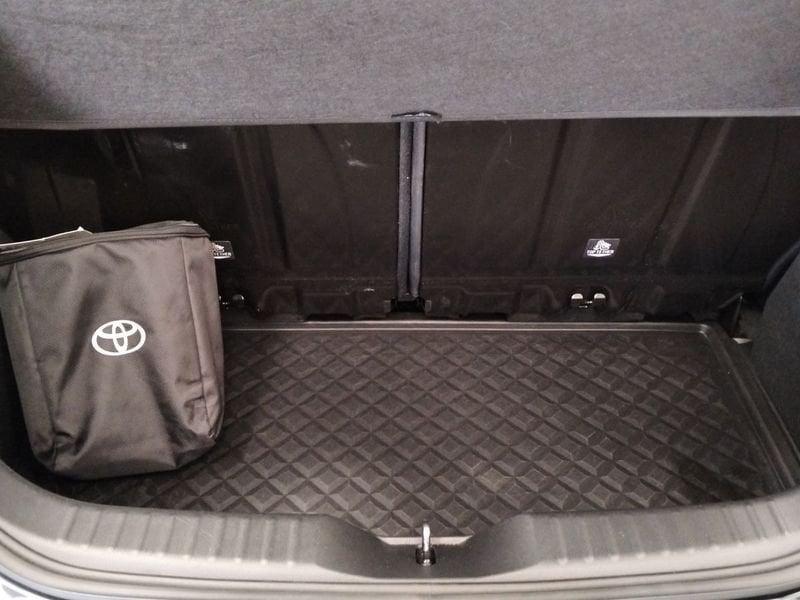 Toyota Aygo X 1.0B (72 CV) Lounge S-CVT