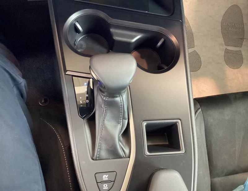 Lexus UX 250h 2WD Urban MY23