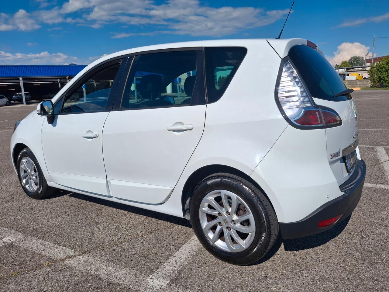 Renault Scenic XMod 1.5 dCi 110CV.Start&Stop-NAVIGATORE-