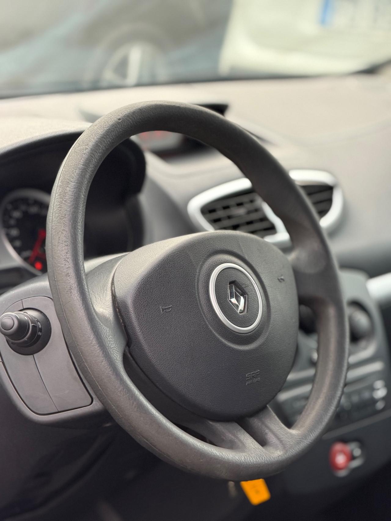 Renault Clio 1.1 GPL (100.000KM) NEOPATENTATI