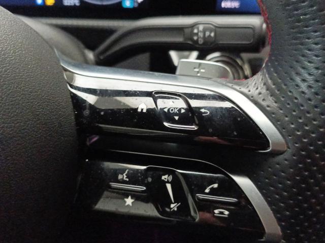 MERCEDES-BENZ A 180 AMG Line Advanced Plus