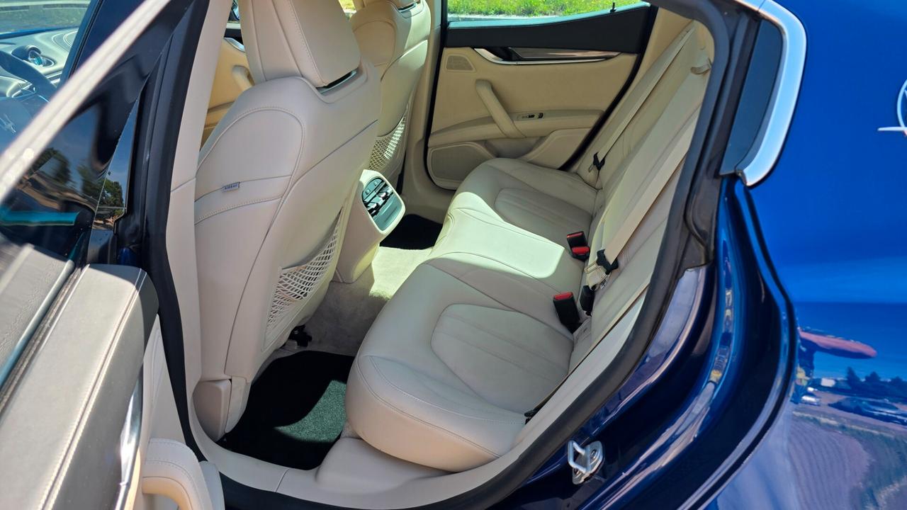 Maserati Ghibli V6 Diesel 275 CV Gransport