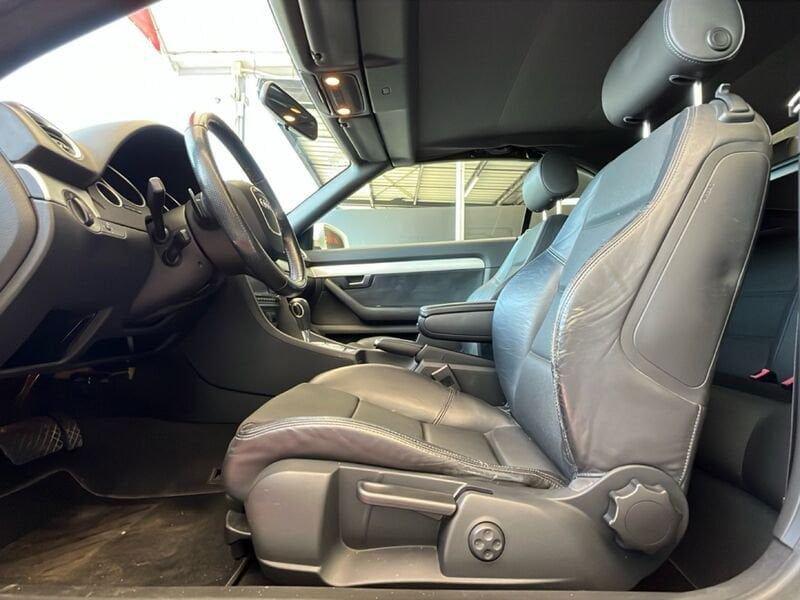 Audi A4 Cabrio 2.0 tdi *AUTOMATICA*
