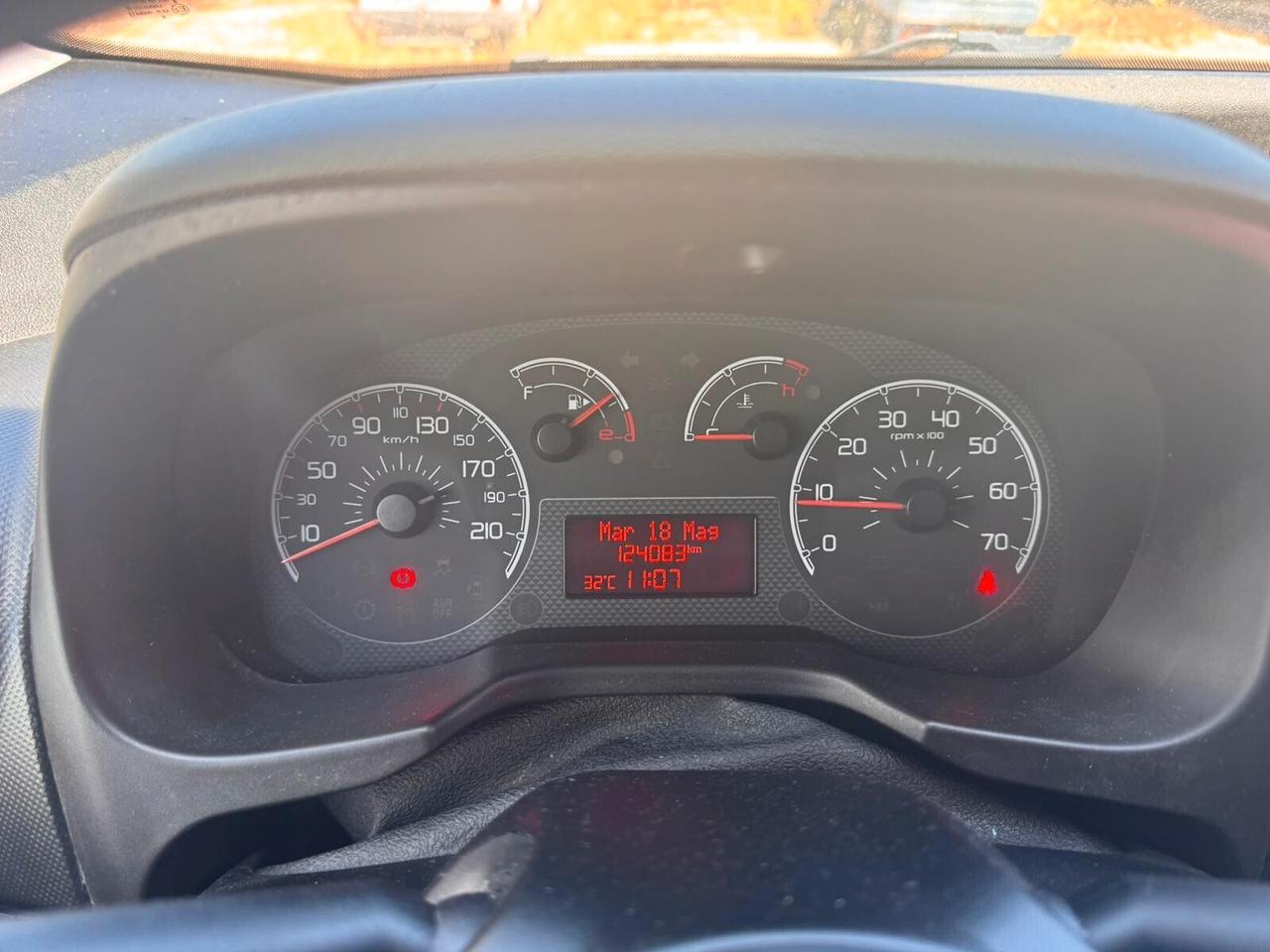 Fiat Fiorino 1.3 MJT 95CV Cargo Adventure