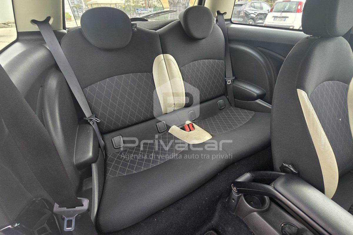 MINI Mini 1.6 16V Cooper D