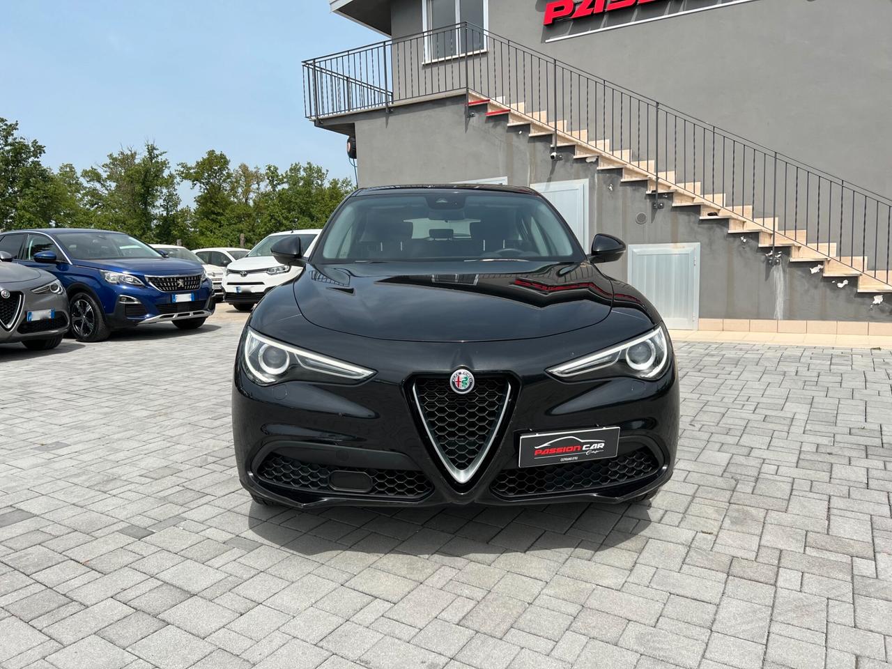 Alfa Romeo Stelvio 2.2 Turbodiesel 160 CV AT8 RWD - UNIPRO