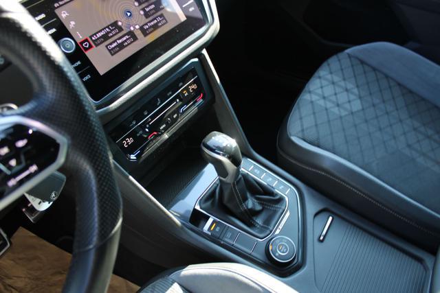 VOLKSWAGEN Tiguan 2.0TDI DSG 4MOTION R-Line IQLED-KAMERA