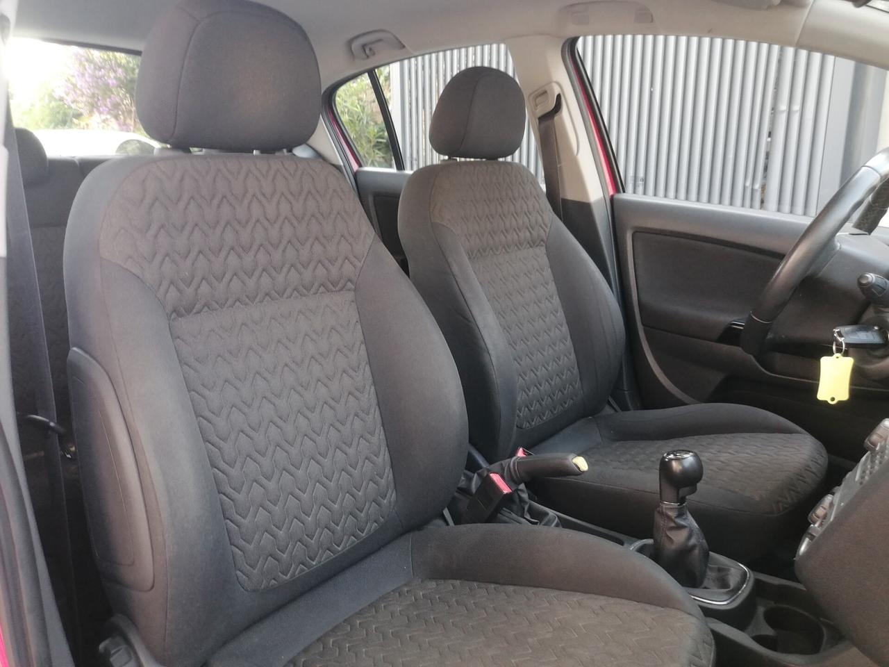 Opel Corsa 1.4 16V 5 porte Sport