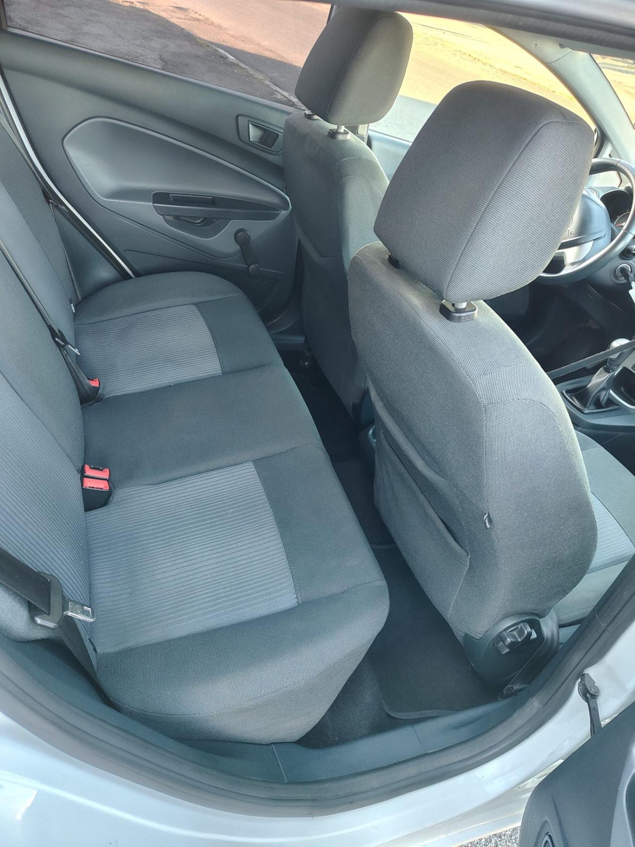 Ford Fiesta 1.6 TDCi 95 CV 5p. Titanium