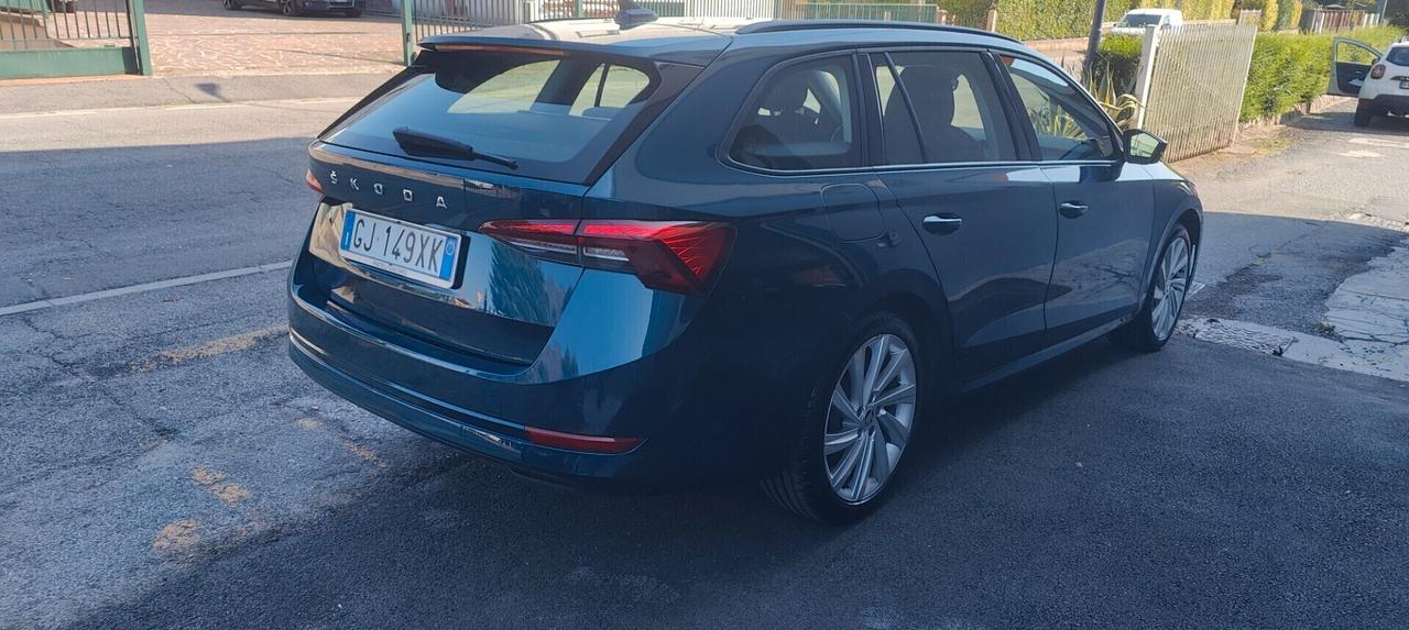 Skoda Octavia 2.0 TDI EVO SCR DSG Wagon Style