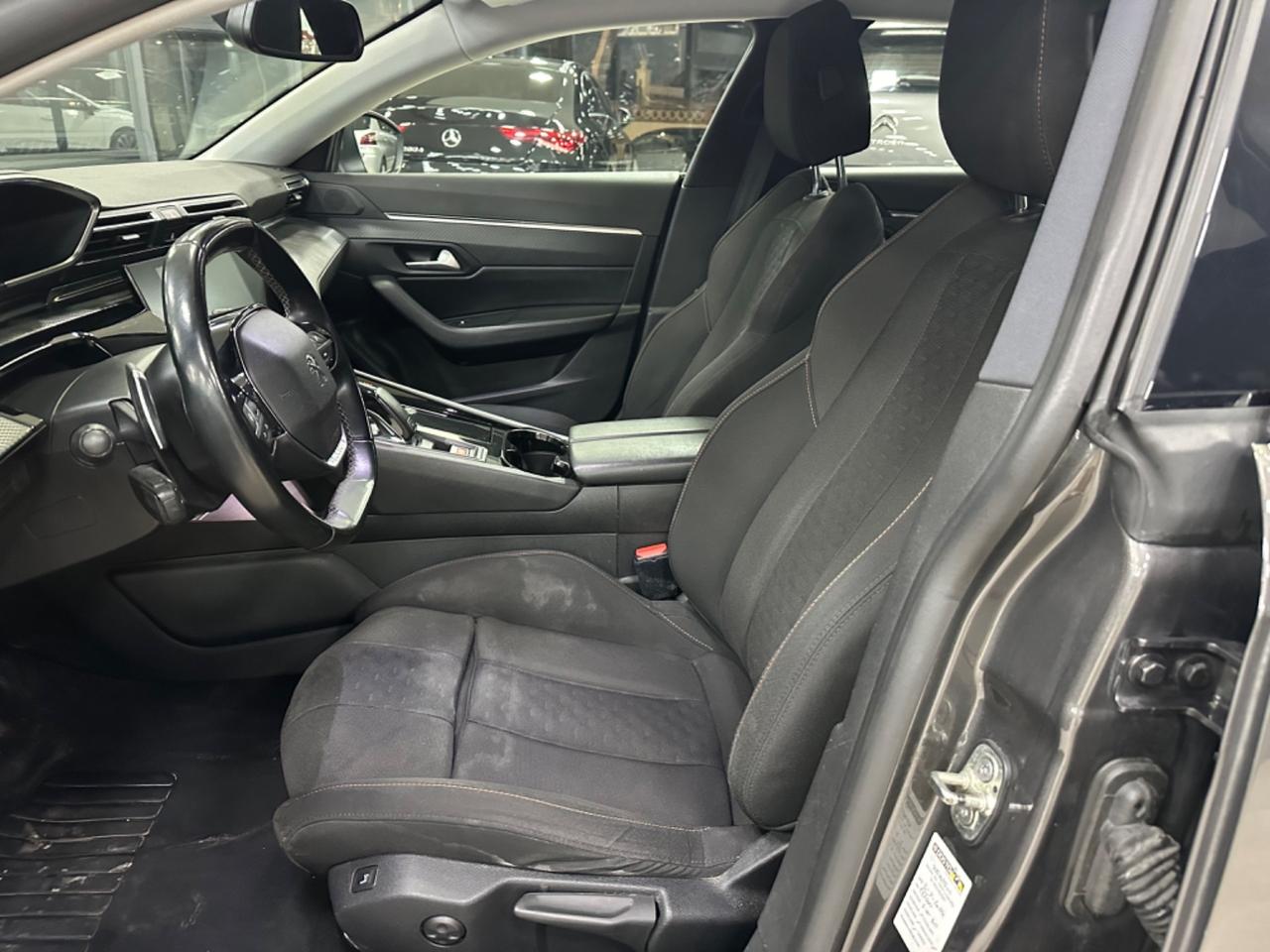 Peugeot 508 BlueHDi 130 EAT8 Allure 4p 2021
