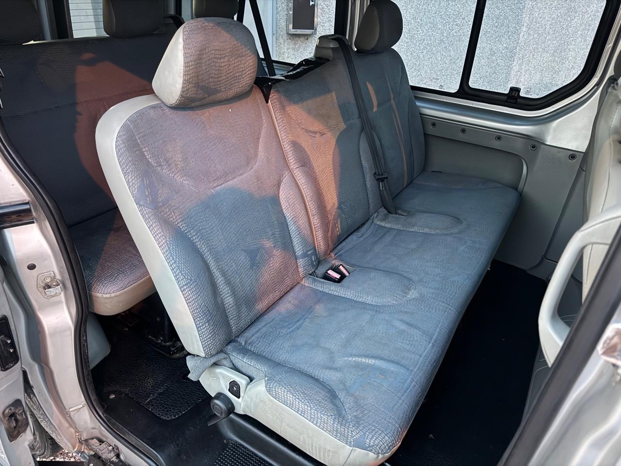 Renault Trafic T29 1.9 dCi/100cv 9 Posti