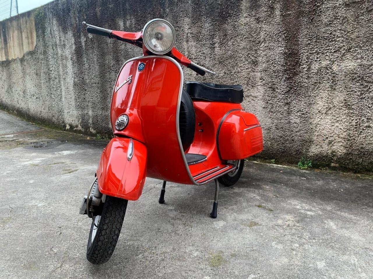 Piaggio Vespa 125 GTR (VNL2)