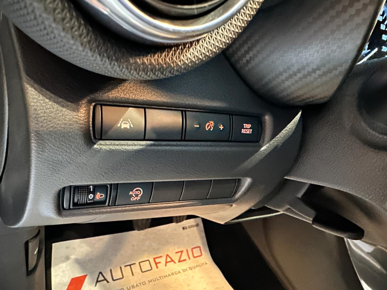 Nissan Juke 1.0 DIG-T 114 CV Acenta Business