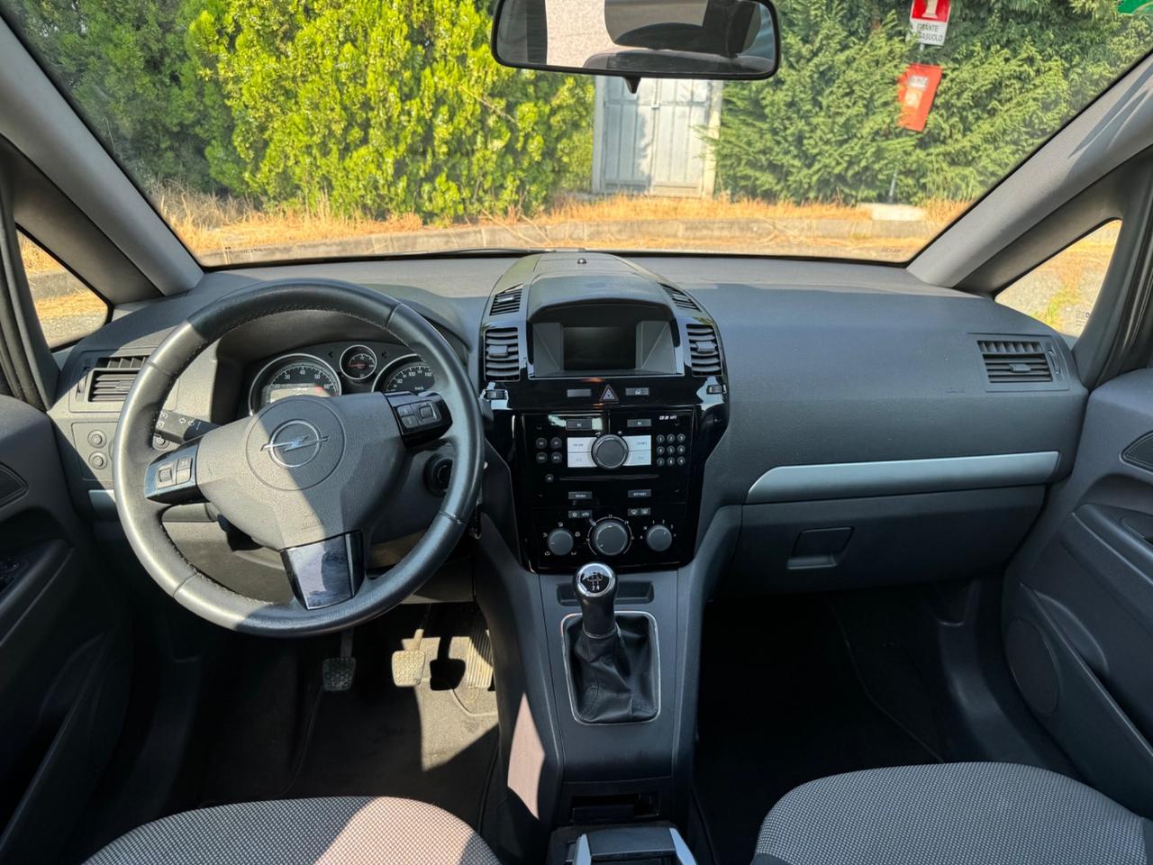 Opel Zafira 1.8 16V GPL-TECH Cosmo