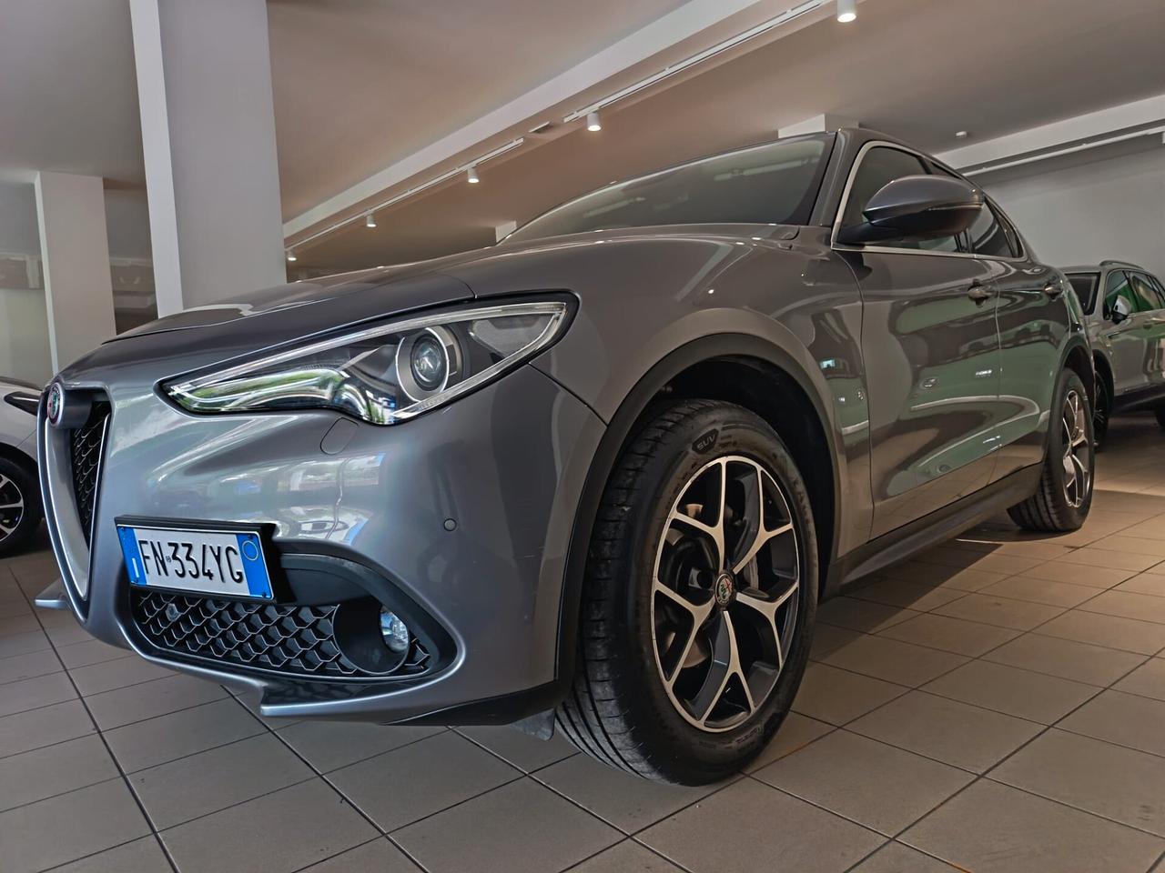 Alfa Romeo Stelvio 2.2 Turbodiesel 210 CV AT8 Q4 Super