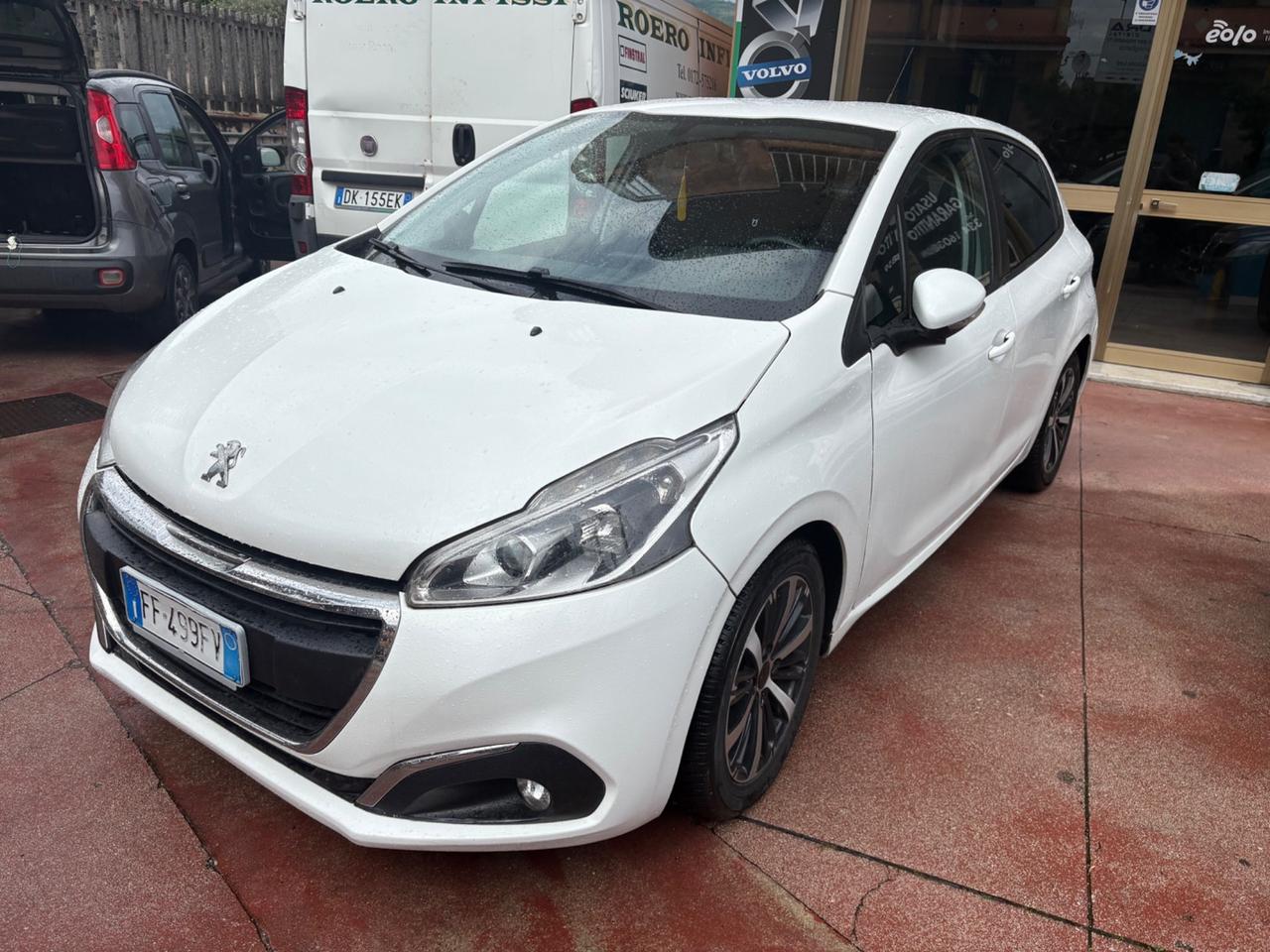 Peugeot 208 1.4 HDi 68 CV 5 porte Active
