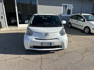 Toyota iQ 1.3 Executive CONFRONTA KM OPTIONAL